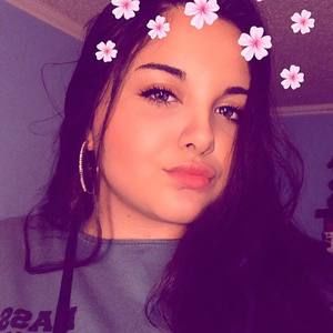 Meet your Posher, Kaitlyn michelle